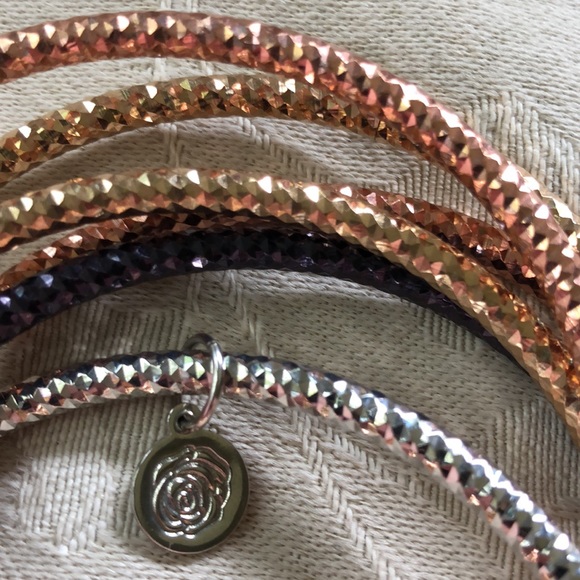 intertwined rose, gold ,silver & black tone bangle bracelets - Picture 2 of 6
